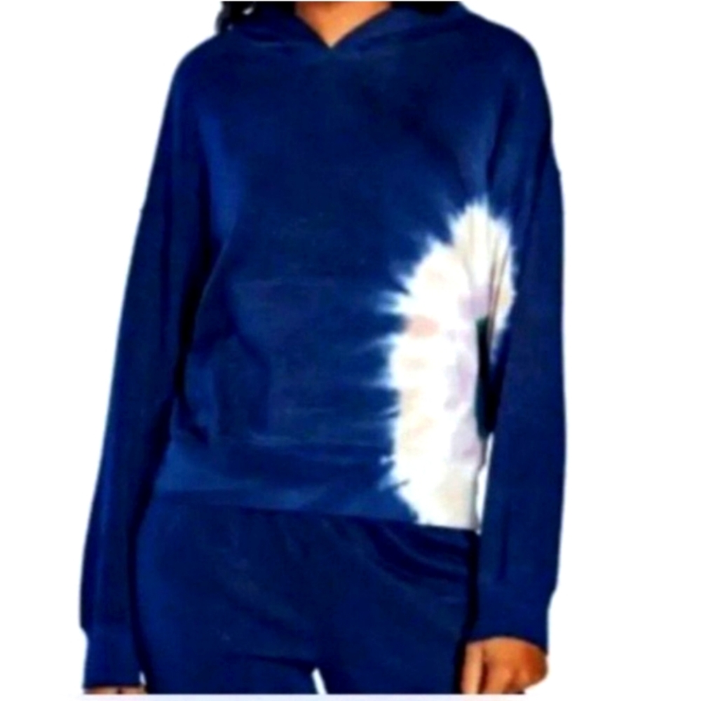 Wildfox tie dye hoodie Size XXL Royal blue and pink pullover hoodie Non-smoking